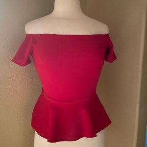 Windsor red XS off the shoulder Too EUC LQQK! Alabama wisconsin